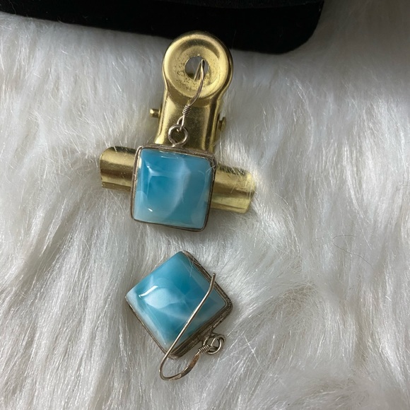 Vintage Jewelry - Sterling Silver 925 Larimar Hook Earrings